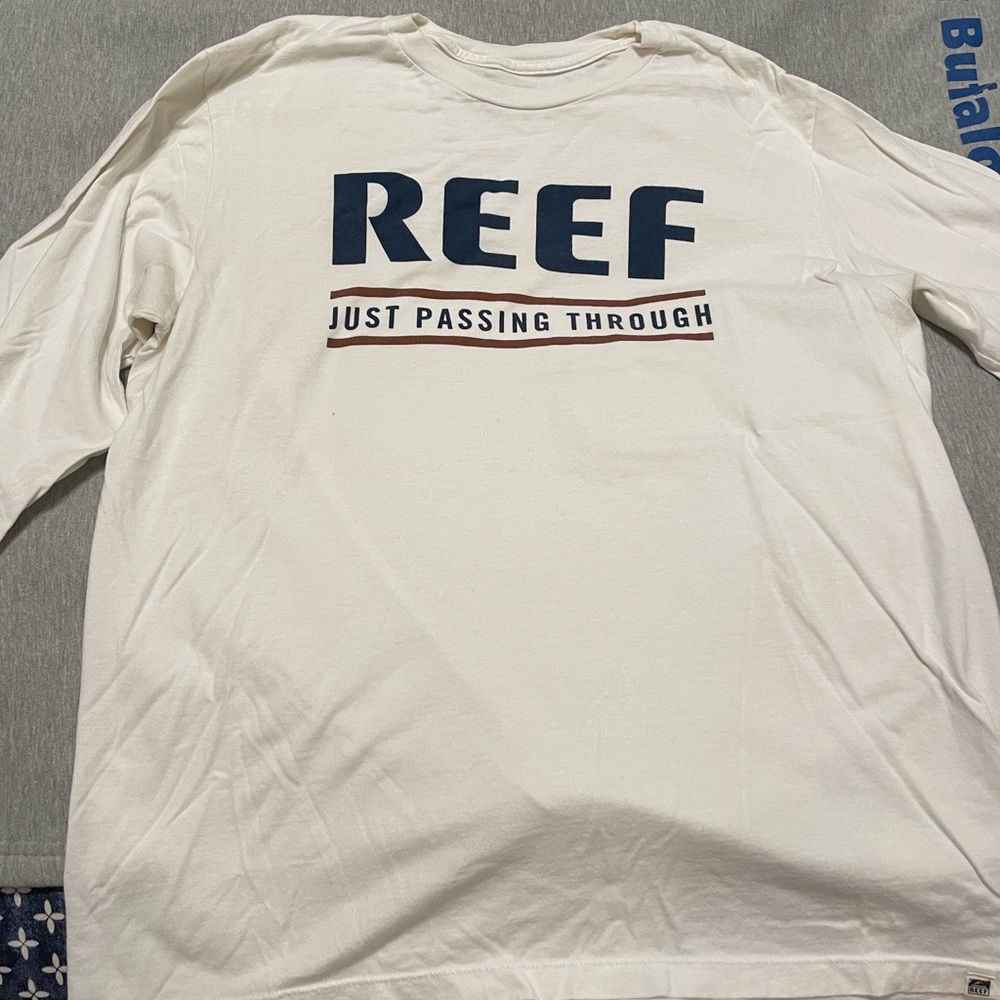 Reef Mens’s long sleeve shirt